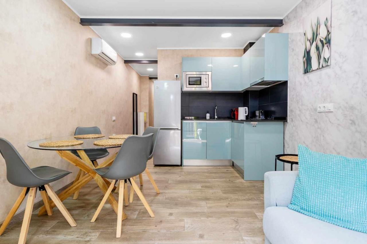 Apartments Lilia เรวส์ ห้อง รูปภาพ