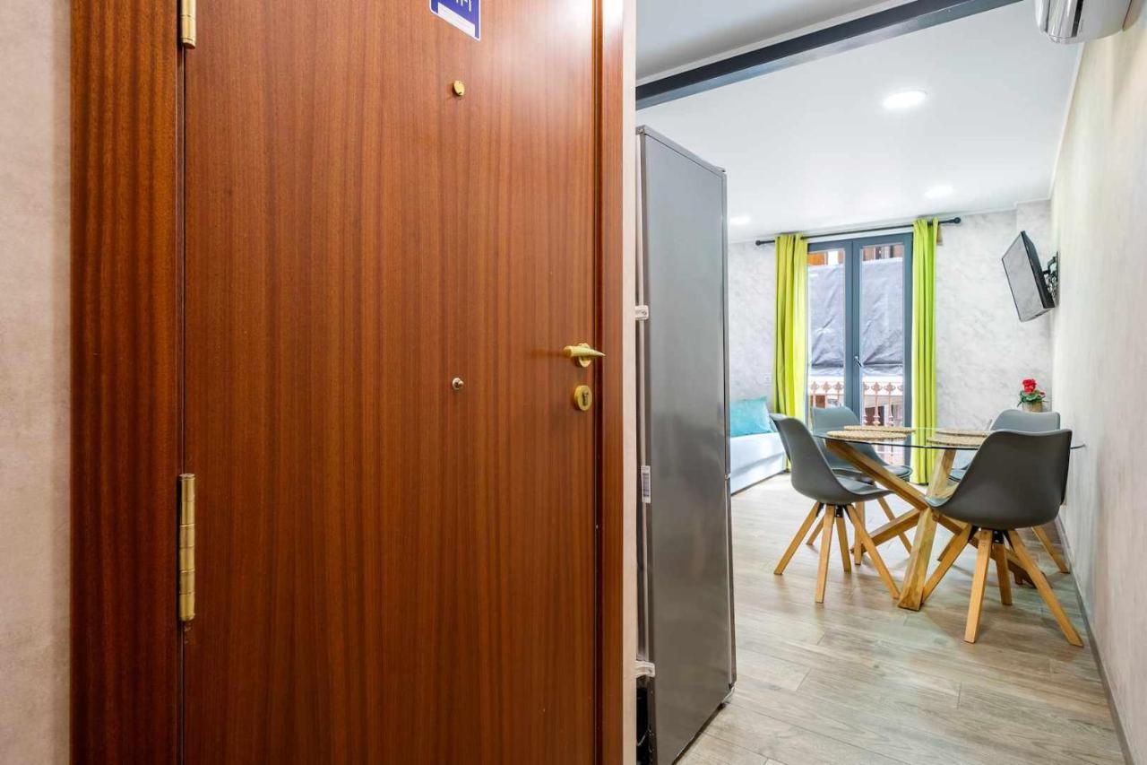 Apartments Lilia เรวส์ ห้อง รูปภาพ