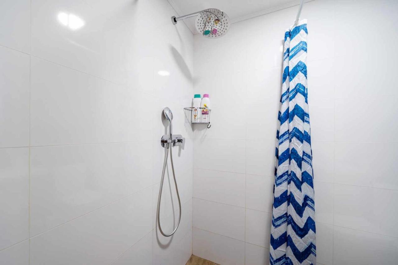 Apartments Lilia เรวส์ ห้อง รูปภาพ